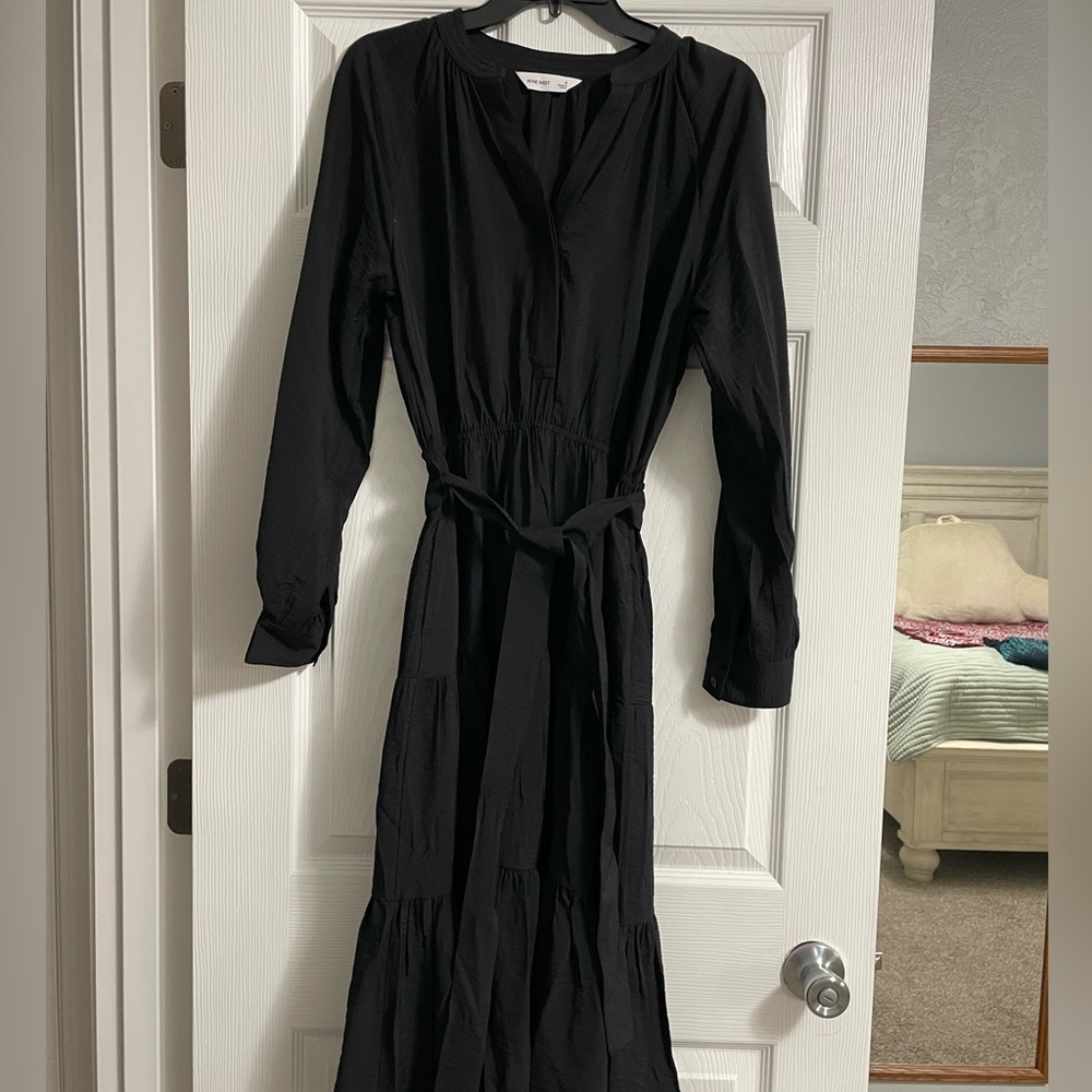 Elegant Black Women's Dress